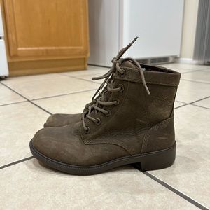 Kodiak boots women US6.5